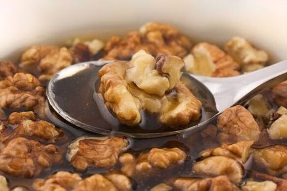 med in oreščki za moč